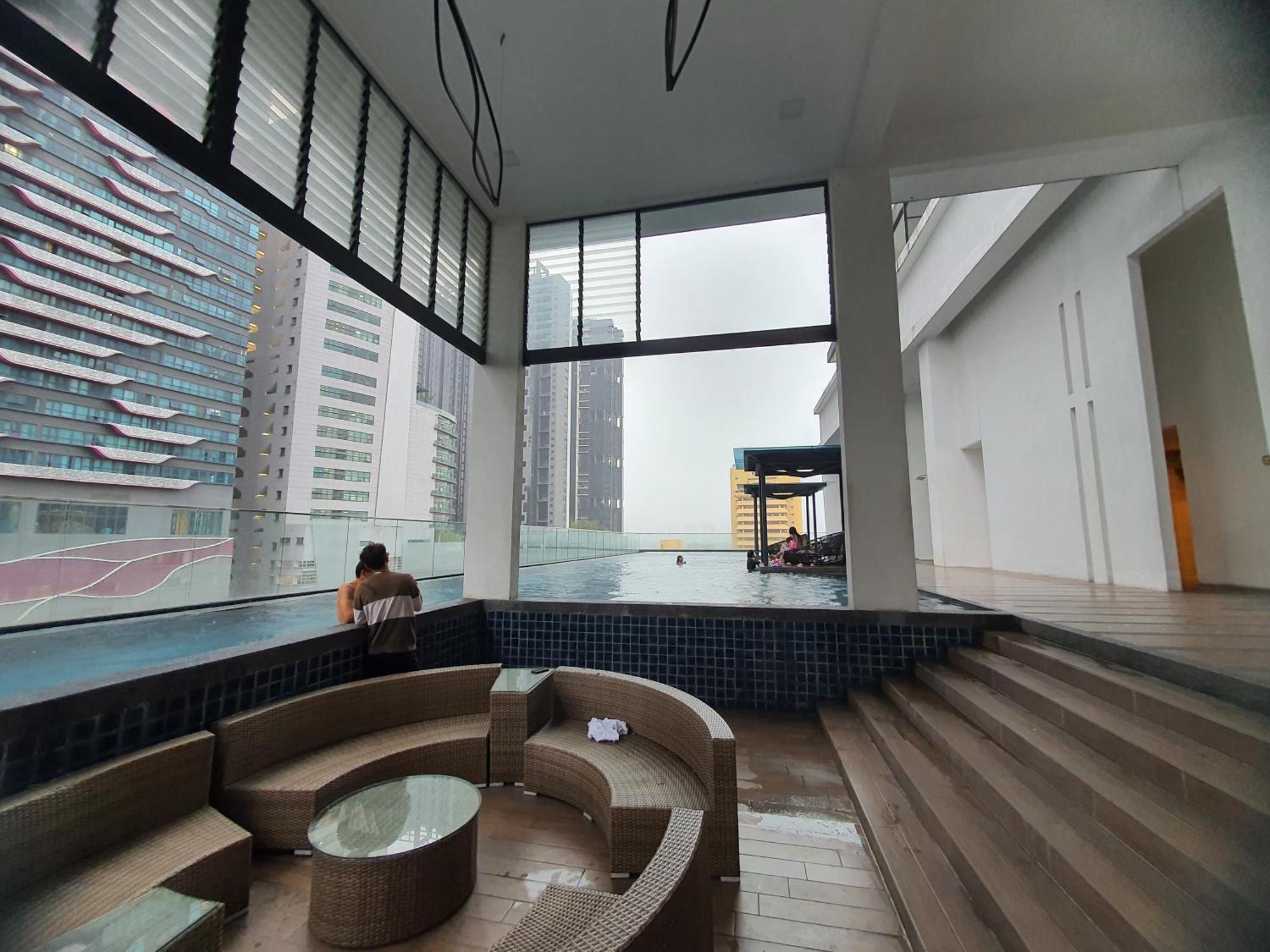 Reizz Residence By Luxury Suites Kuala Lumpur Exterior photo